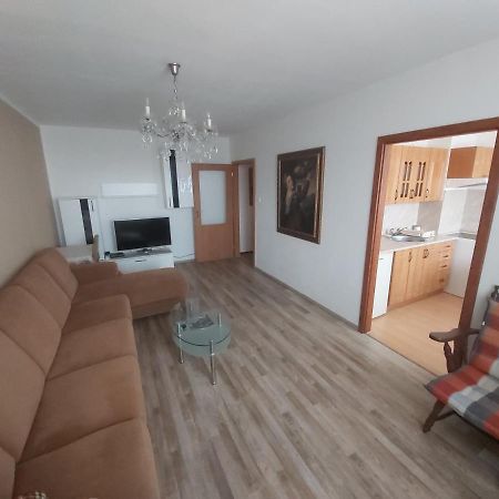 Apartment Alejni Teplice Eksteriør billede